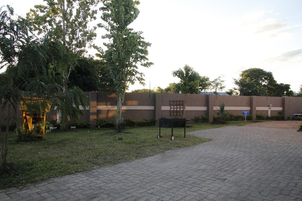 Asante Apartments ليفينغستون المظهر الخارجي الصورة